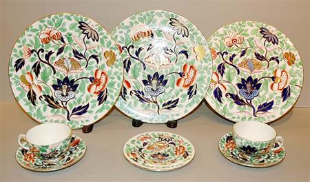 Lot image - Coalport Gilt Decorated Porcelain Dinner Service