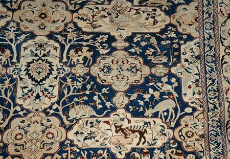 Lot image - Nain Rug