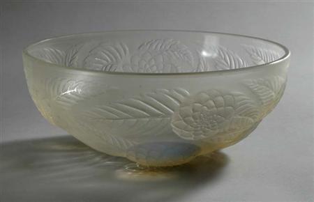 Lot image - R. Lalique Mold Blown Glass Dahlias Bowl