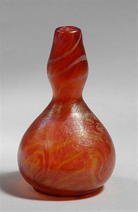 Lot image - Unsigned Loetz Iridescent Art Glass Vase