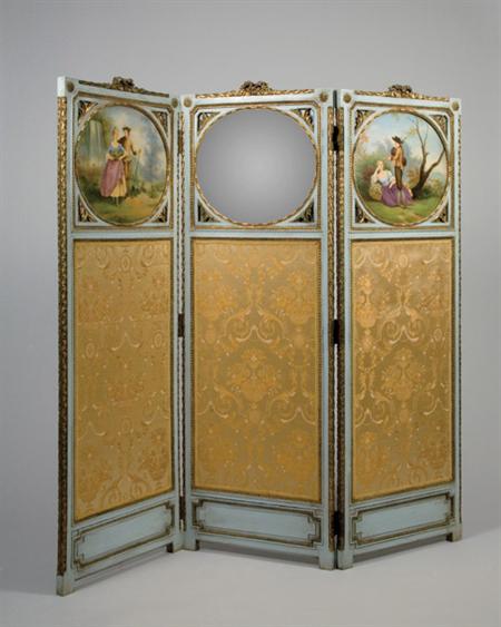 Lot image - Louis XVI Style Gray Painted and Mirrored Three-Panel Folding Screen
