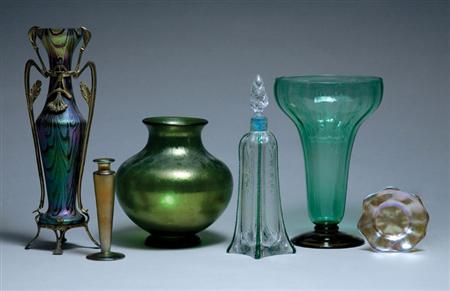 Lot image - Miscellaneous Group of American and Continental Glass Articles