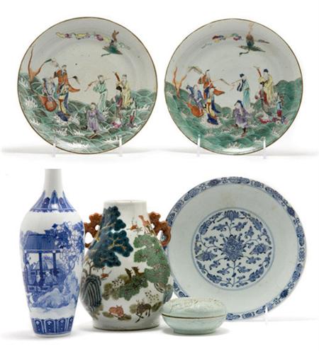Lot image - Group of Chinese Porcelain Articles