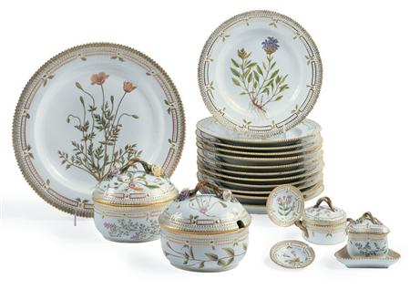 Lot image - Pair of Royal Copenhagen Flora Danica Porcelain Covered Tureens