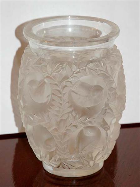 Lot image - Lalique Molded Glass Bagatelle