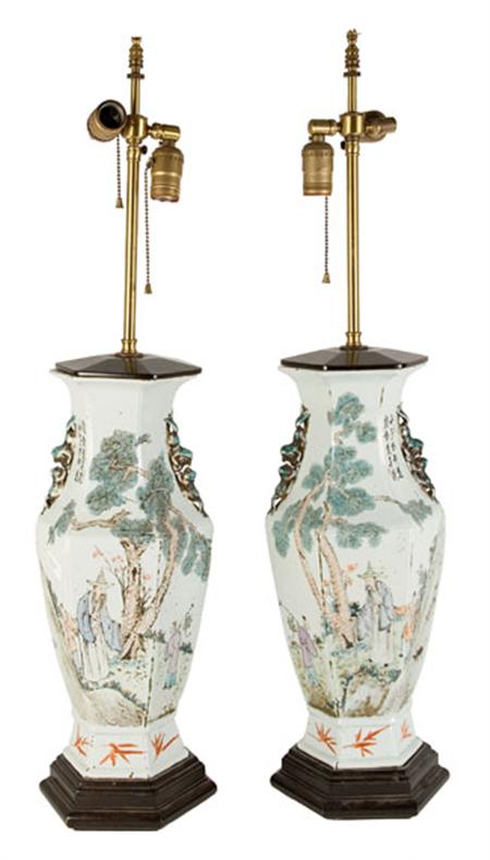 Lot image - Pair of Chinese Porcelain Vases