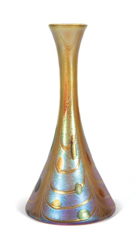 Lot image - Unsigned Loetz Iridescent Art Glass Vase