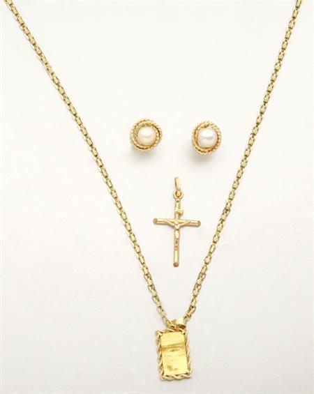 Lot image - Group of Gold and Metal Jewelry