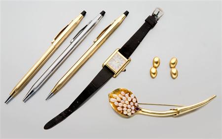 Lot image - Group of Miscellaneous Items and Jewelry