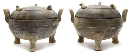 Lot image - Pair of Chinese Black Pottery Dingyao