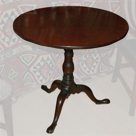 Lot image - George III Mahogany Tilt-Top Tea Table