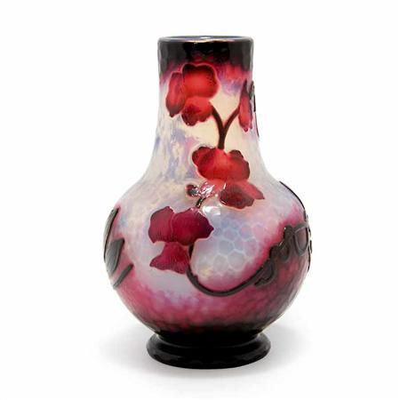 Lot image - Daum Acid Etched, Wheel Engraved and Fire Polished Double Overlay Cameo Glass Bud Vase
