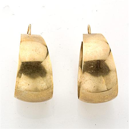 Lot image - Pair of Gold Hoop Earrings