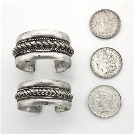 Lot image - Assorted Group of U.S. Silver Dollars, Clad Dimes, Nickels, Quarters and Halves and Jewelry