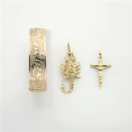 Lot image - Assorted Group of Gold and Metal Jewelry and U.S. Currency and Coins and Foreign Coins