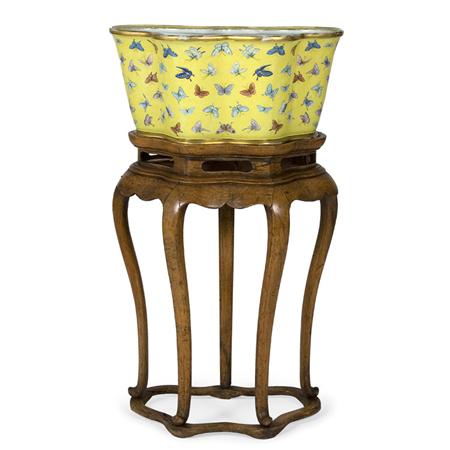 Lot image - Chinese Famille Rose Enameled Porcelain Jardiniere