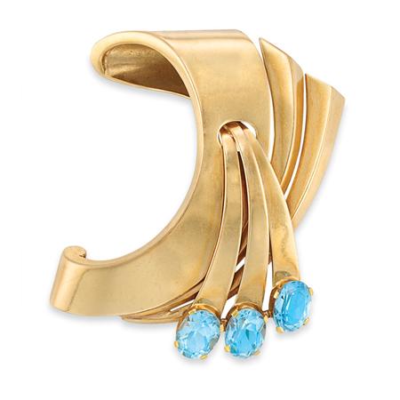 Lot image - Gold and Aquamarine Bow Clip, Cartier