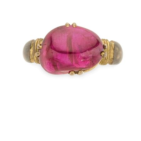 Lot image - Gold and Tumbled Ruby Ring