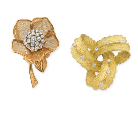 Lot image - Gold and Diamond Mesh Rose Brooch and Ribbon Brooch