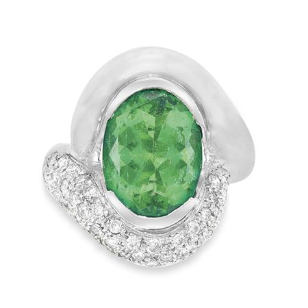 Lot image - Platinum, Emerald and Diamond Ring