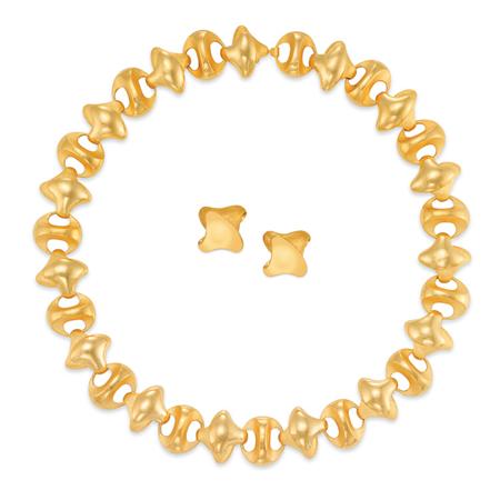 Lot image - High Karat Gold Necklace and Pair of Earrings