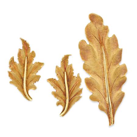Lot image - Gold Leaf Clip and Pair of Earrings, Buccellati