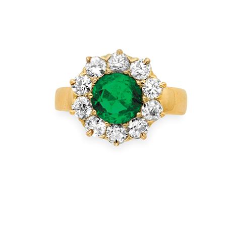 Lot image - Gold, Emerald and Diamond Ring