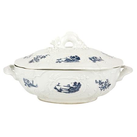 Lot image - Worcester Blue and White Porcelain Covered Tureen