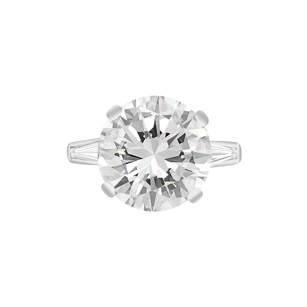 Lot image - Diamond Ring