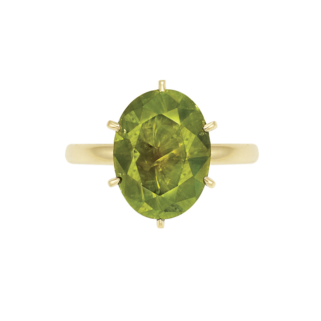 Lot image - Gold and Demantoid Garnet Ring