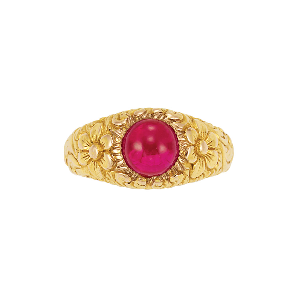 Lot image - Antique Two-Color Gold and Cabochon Ruby Ring