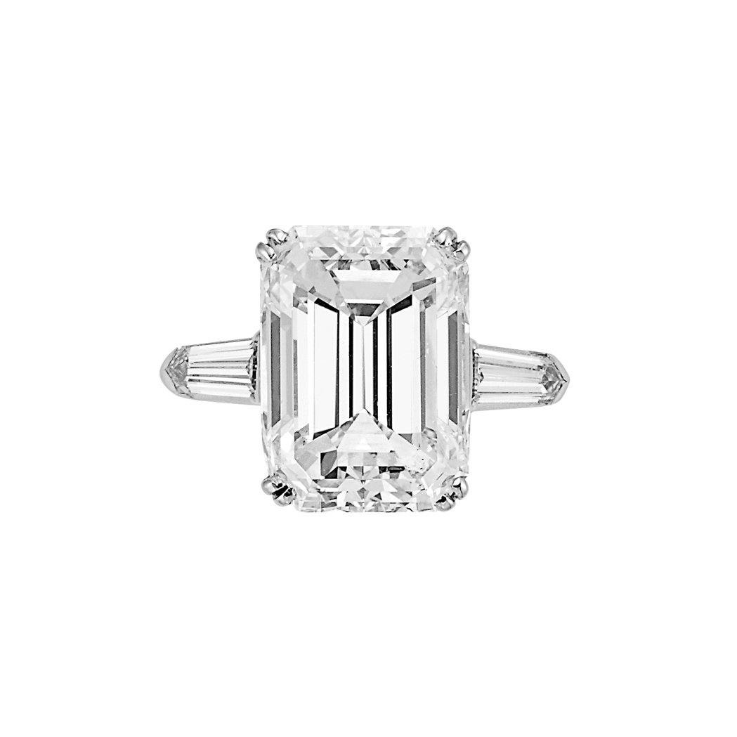 Lot image - Diamond Ring