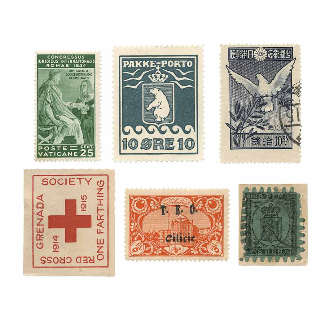 Lot image - World Wide Postage Stamp Album