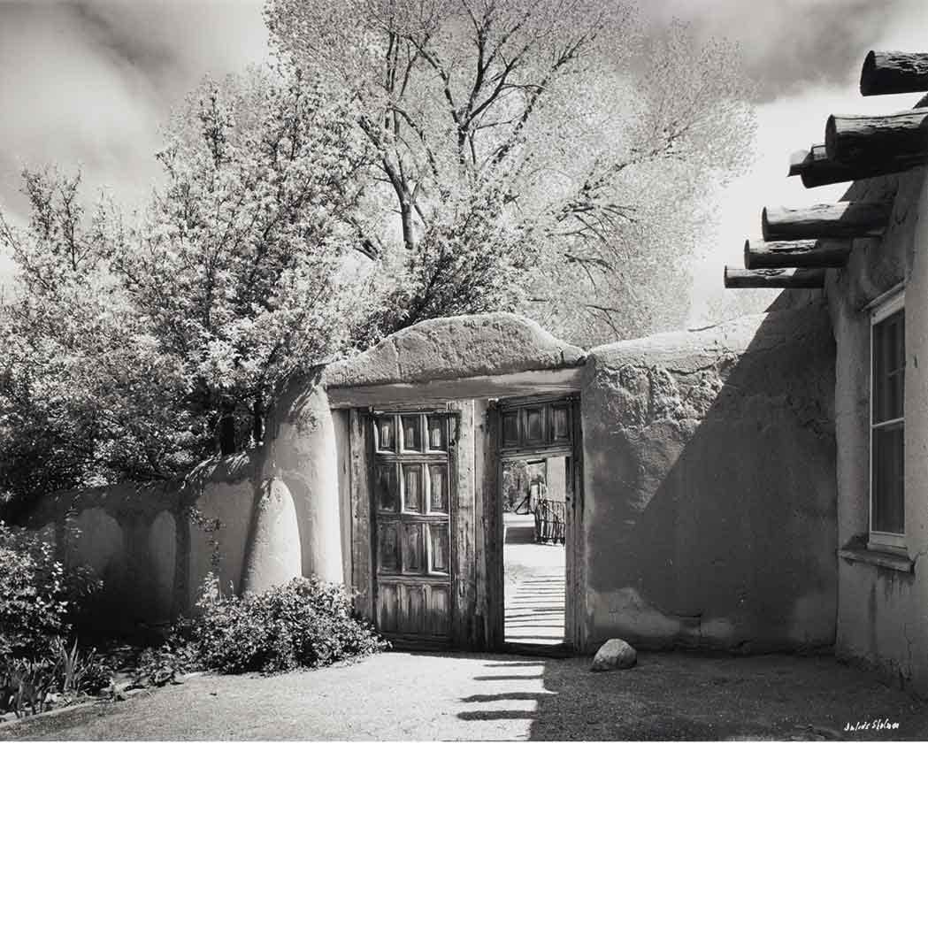 Lot image - SHULMAN, JULIUS (1910-2009) [McKinney House, Santa Fe, New Mexico, 1951].