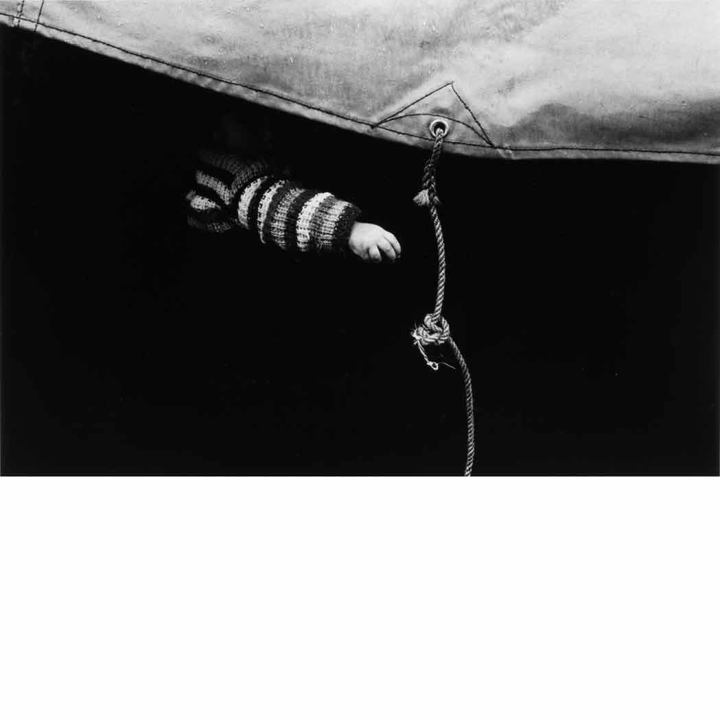 Lot image - METZKER, RAY (b. 1931)  [Europe: Portugal, 1960 (Child's Hand)] 60 MO-12