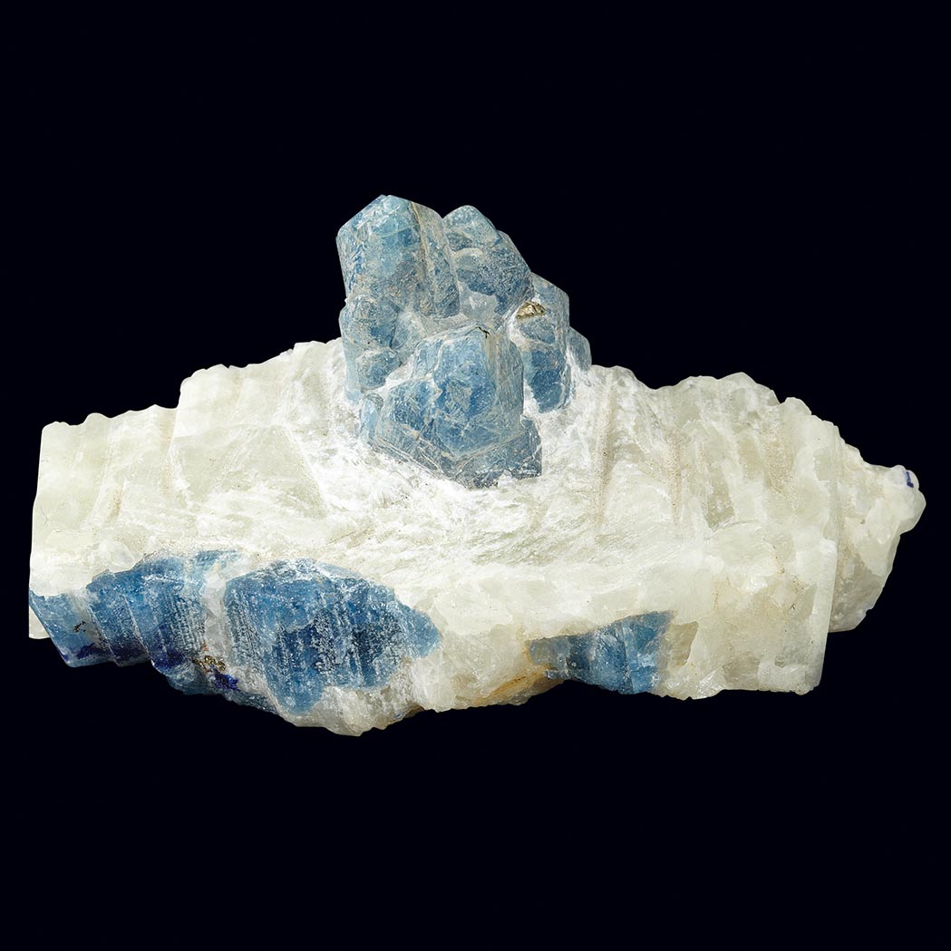 Lot image - Afghanite