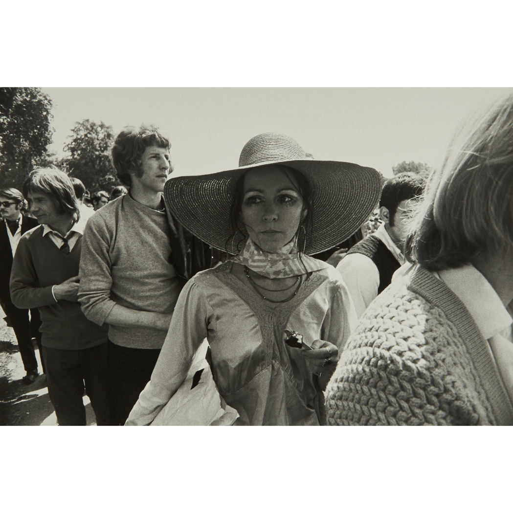 Lot image - [WINOGRAND, GARRY]  Image from Women are Beautiful