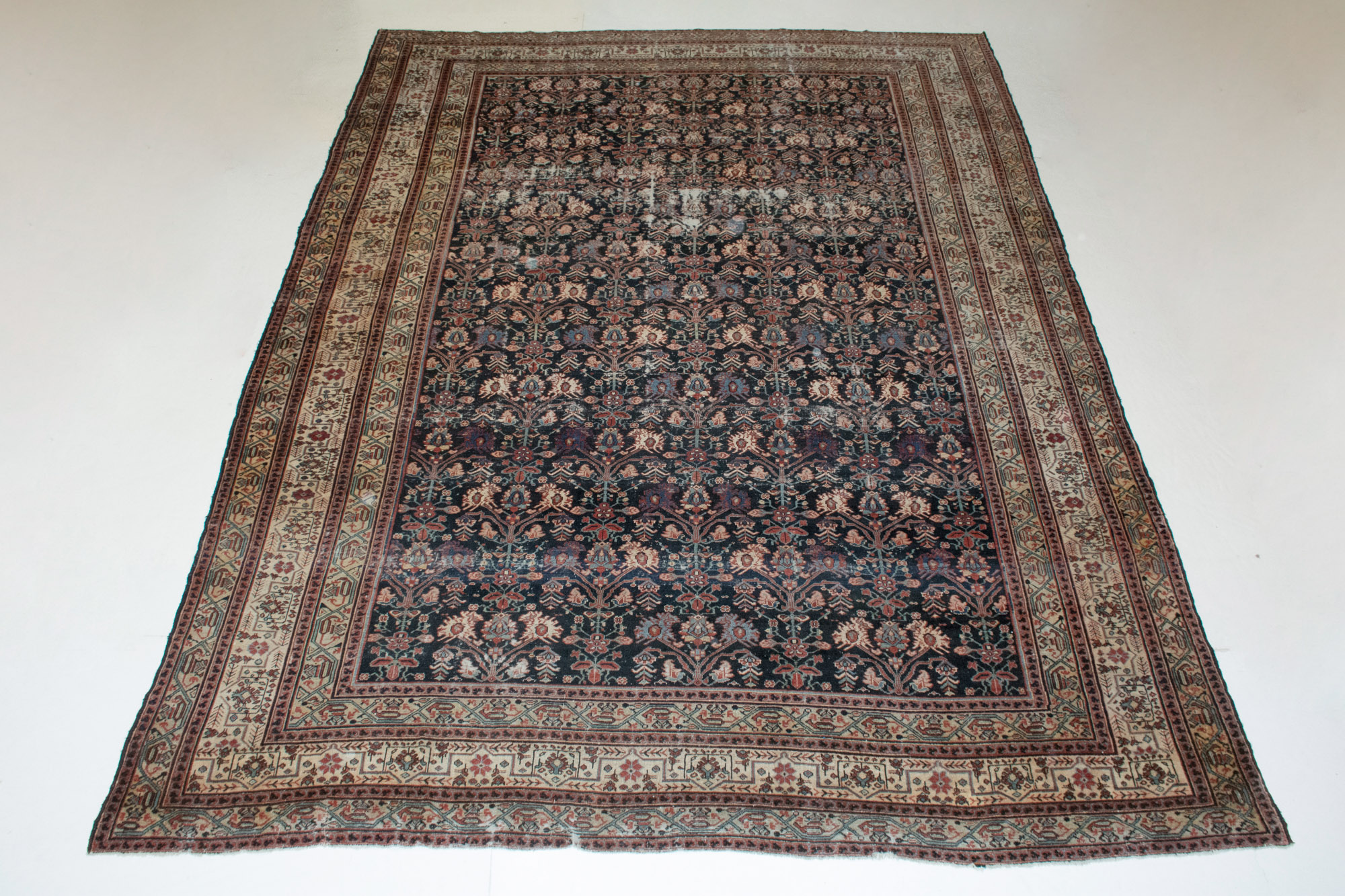 Lot image - Malayer Carpet