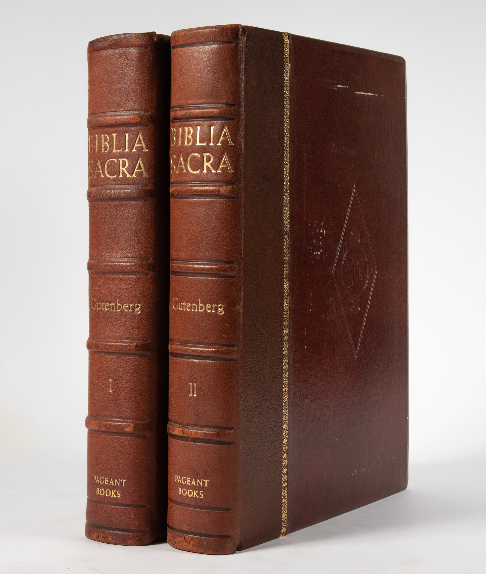 Lot image - [GUTENBERG BIBLE]  Biblia Sacra.