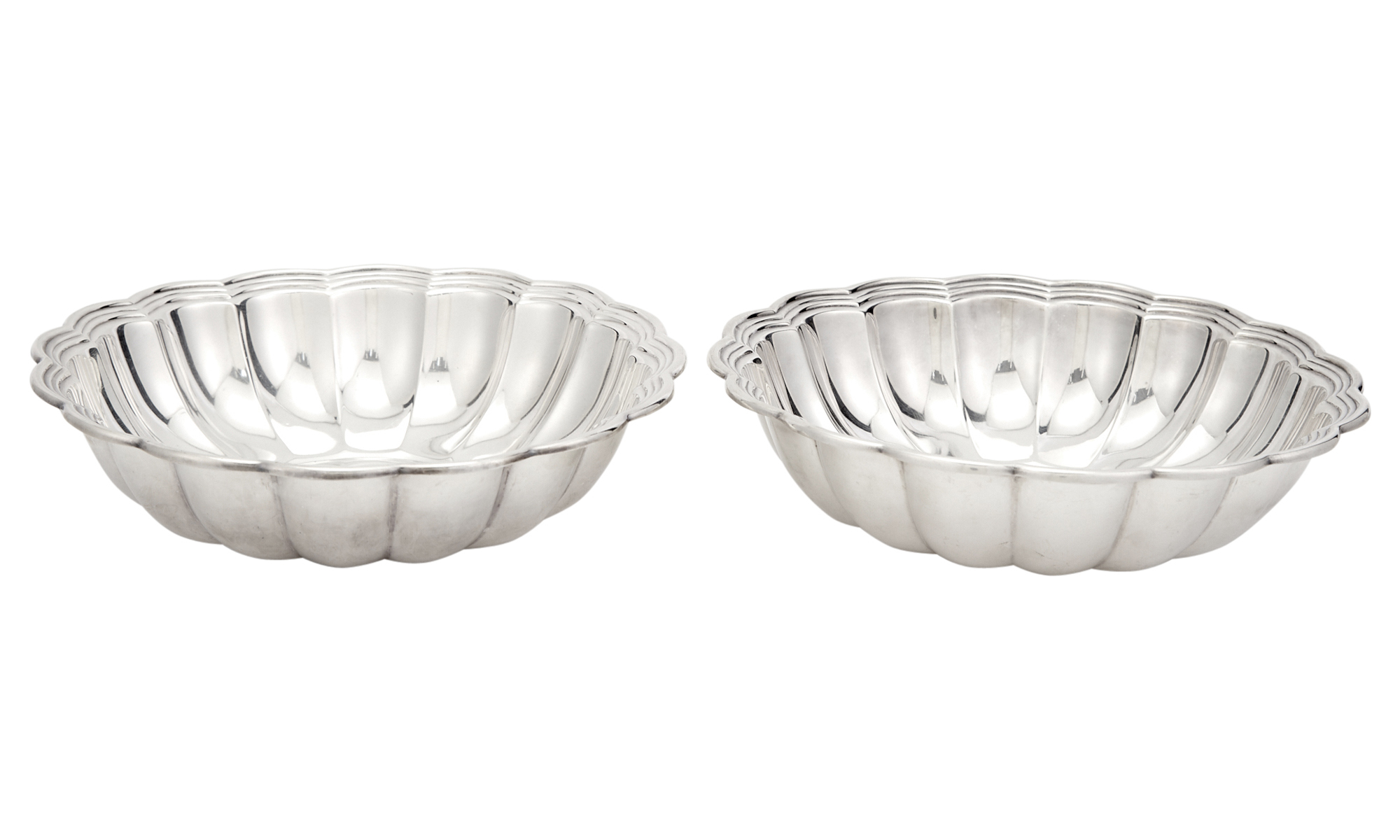 Lot image - Pair of Gorham Sterling Silver Serving Bowls