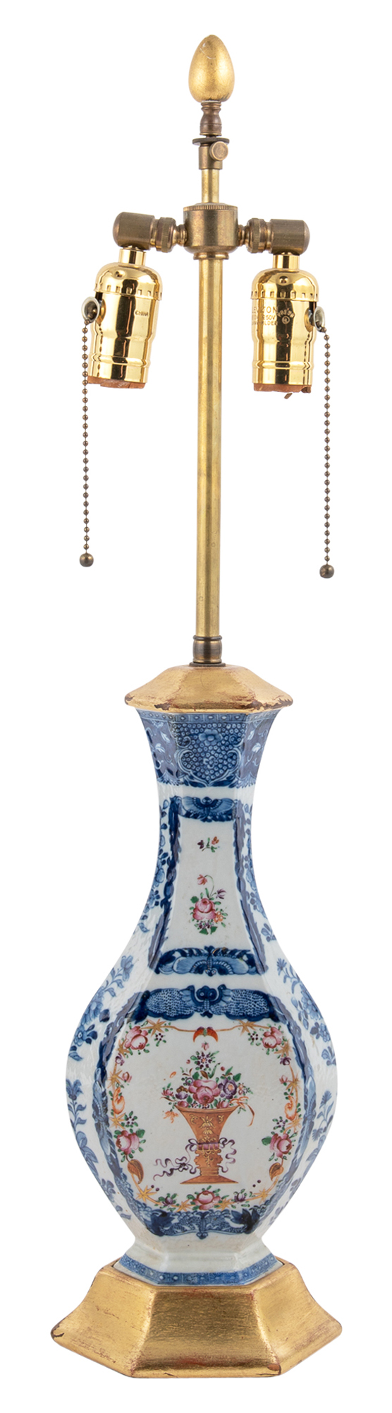 Lot image - Chinese Export Porcelain Vase