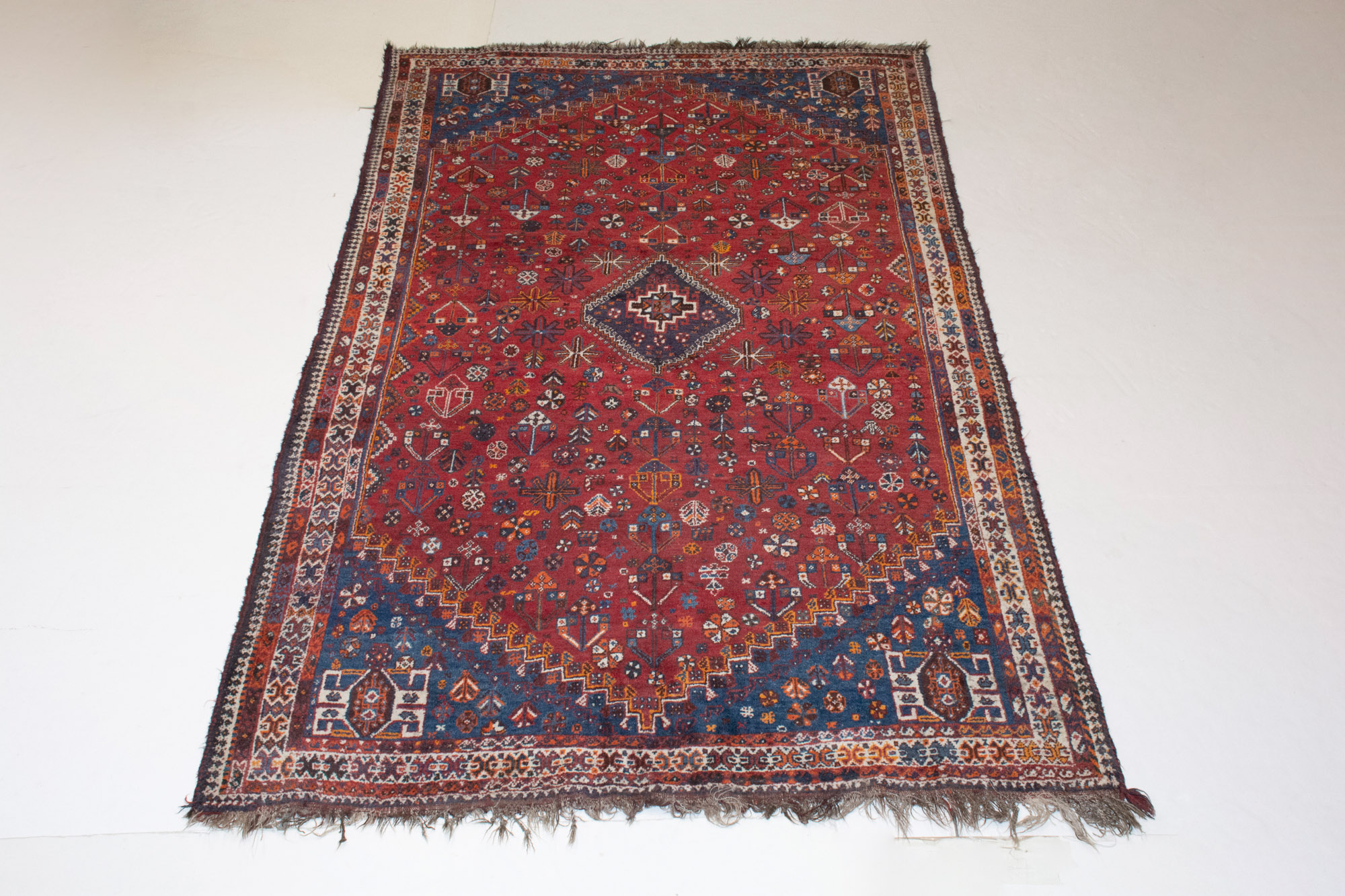 Lot image - Qashqai Carpet