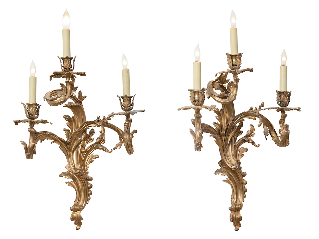 Lot image - Pair of Louis XV Style Gilt-Bronze Three-Light Bras de Lumières