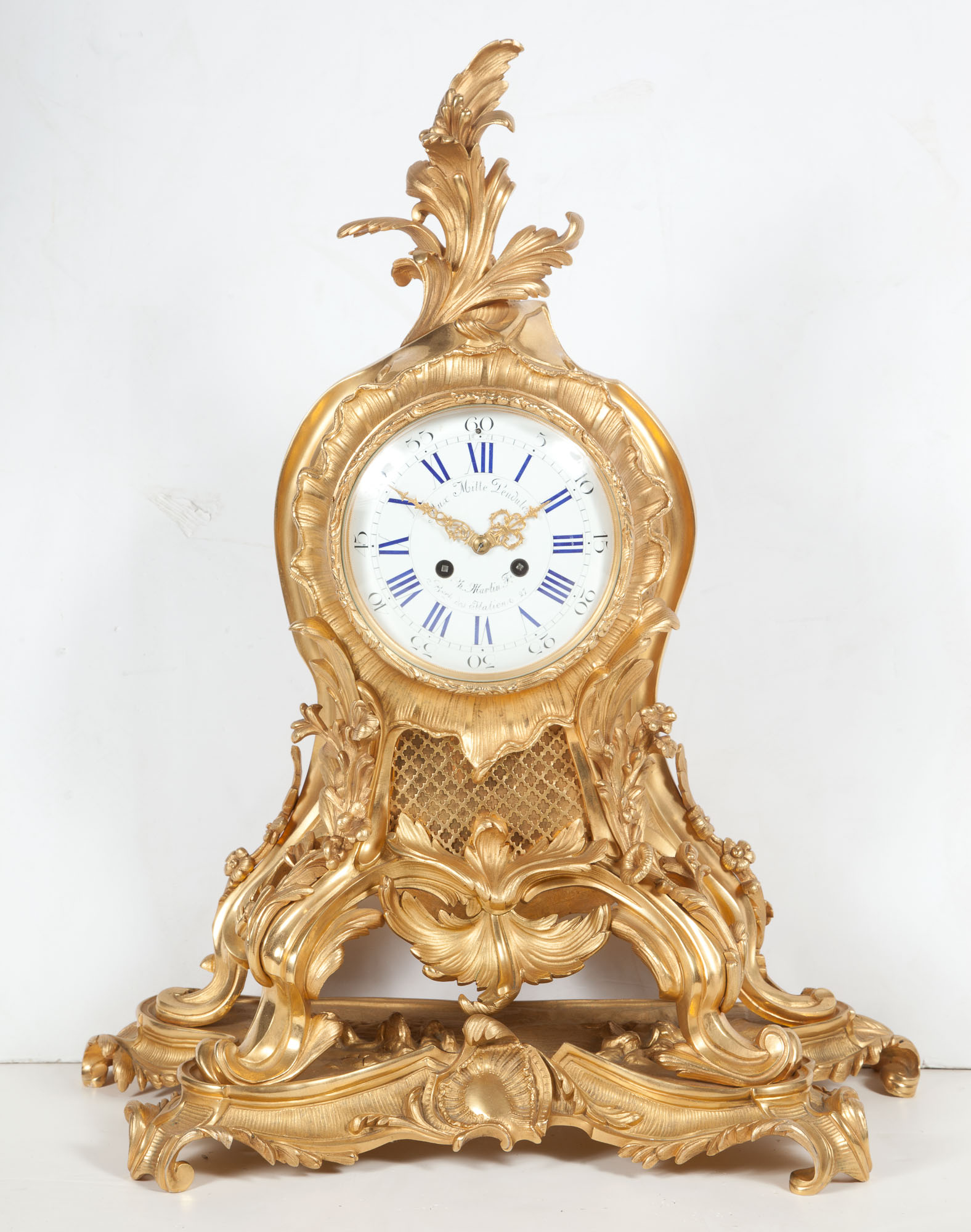 Lot image - Louis XV Style Gilt-Bronze Mantel Clock