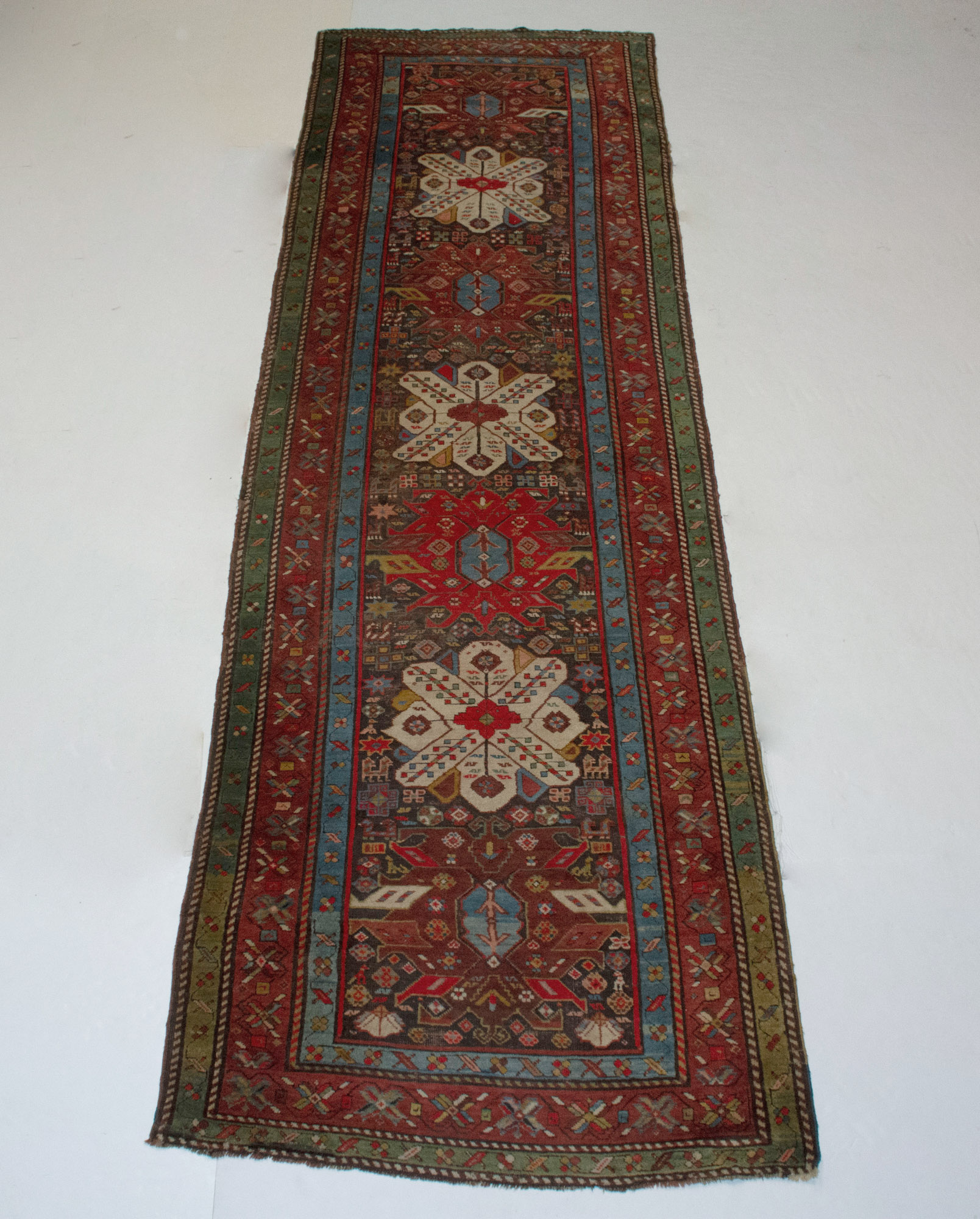 Lot image - Karabagh Runner