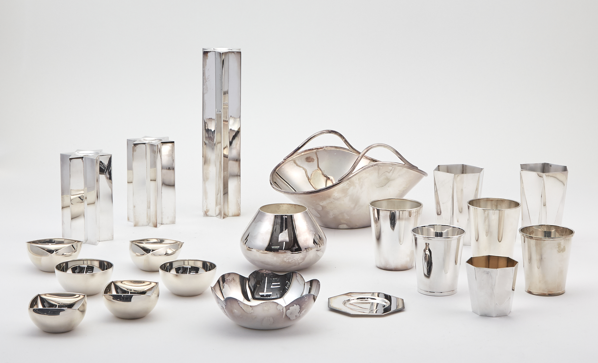 Lot image - Group of Pampaloni Sterling Silver Table Articles