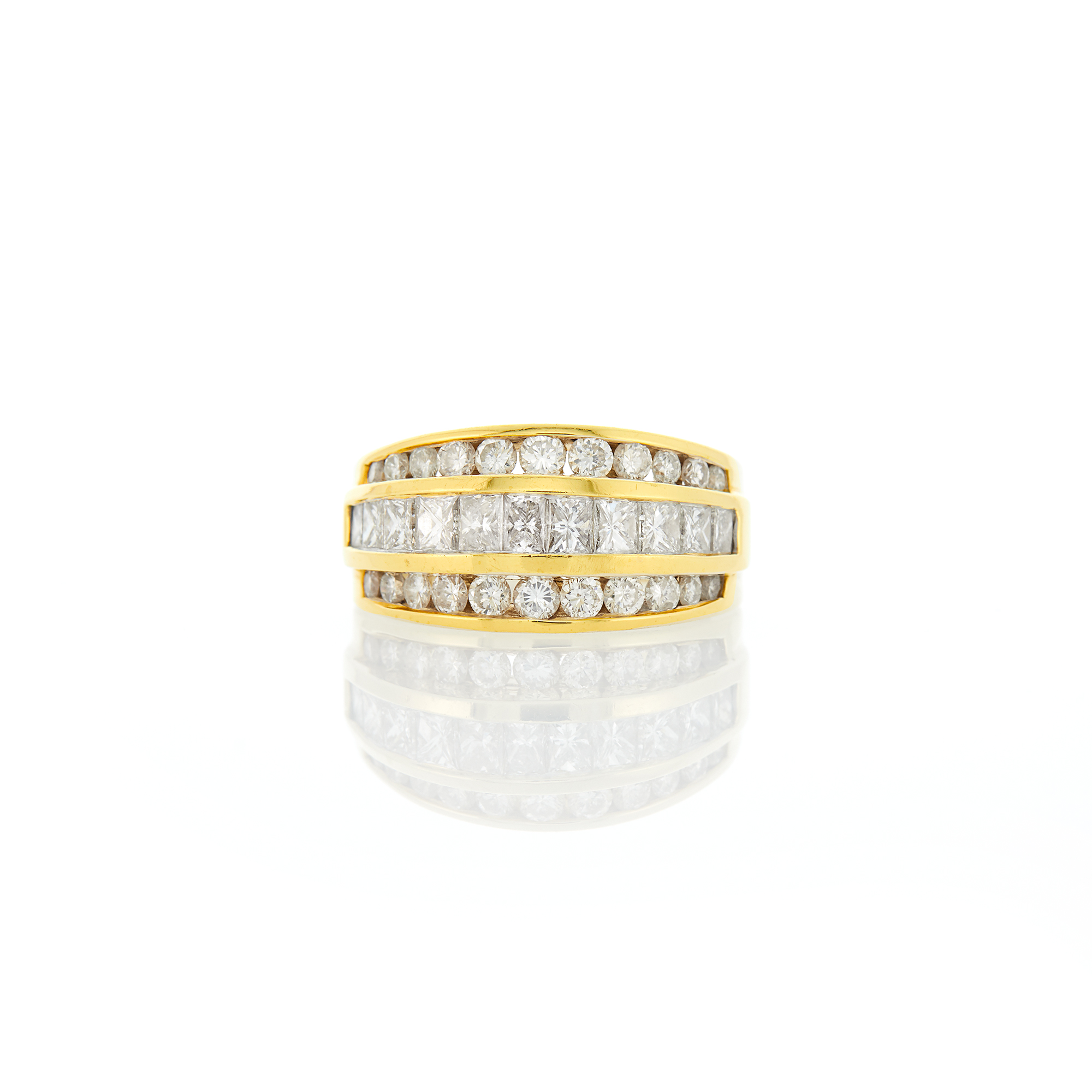 Lot image - Gold and Diamond Band Ring