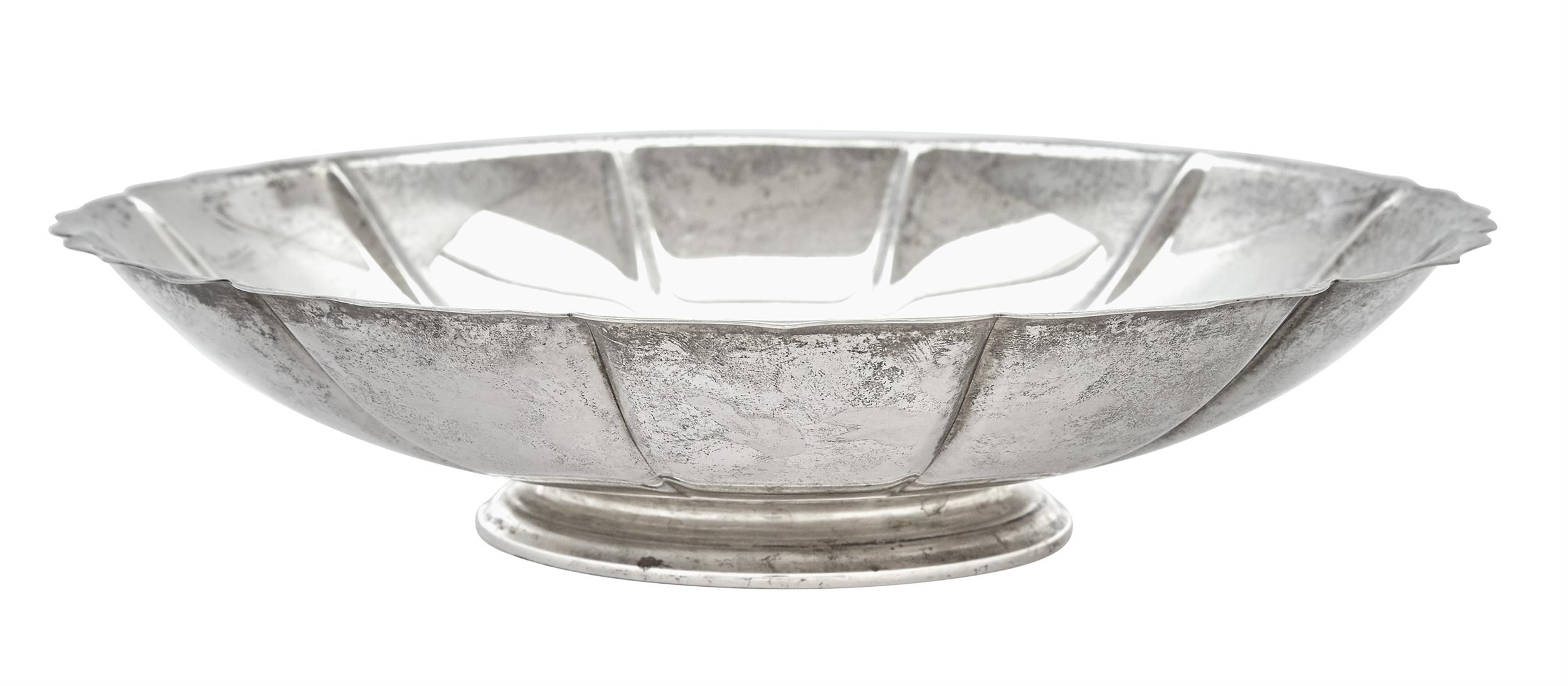 Lot image - International Sterling Silver Footed Centerpiece Bowl