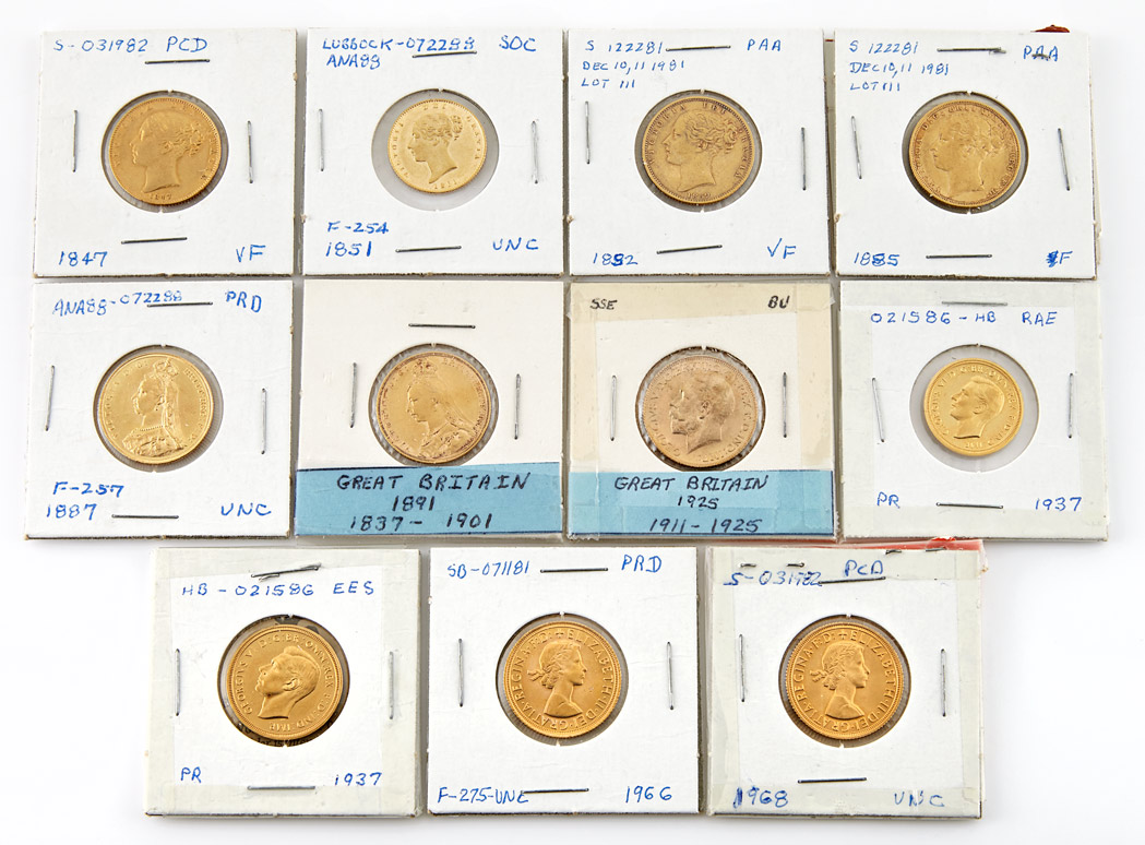 Lot image - Great Britain Group of Gold Sovereigns
