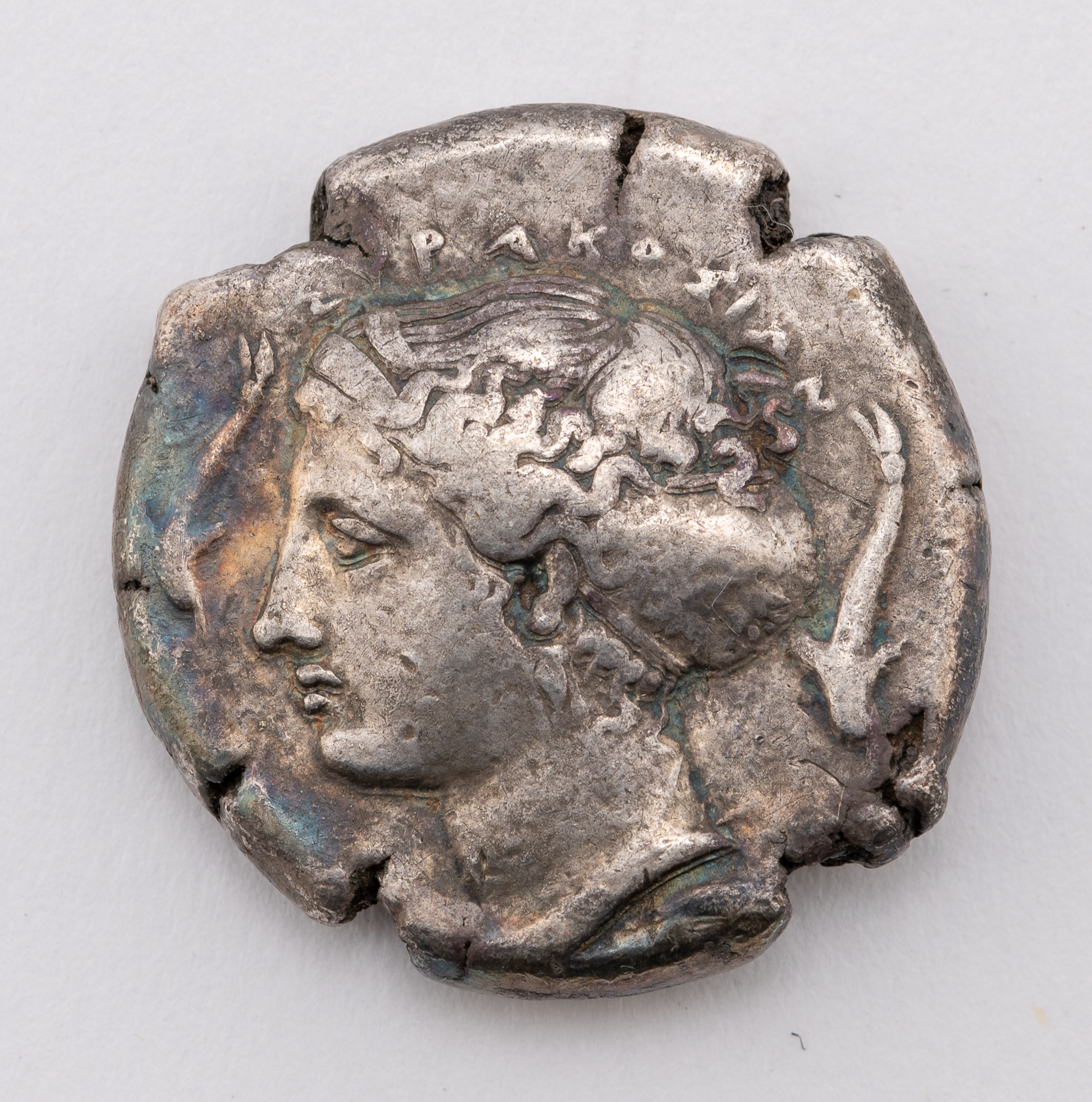 Lot image - Sicily. Syracuse, ca. 465-405 BC. AR Tetradrachm (17.0g), ca. 410-405 BC, dies by the artist Parmenides.